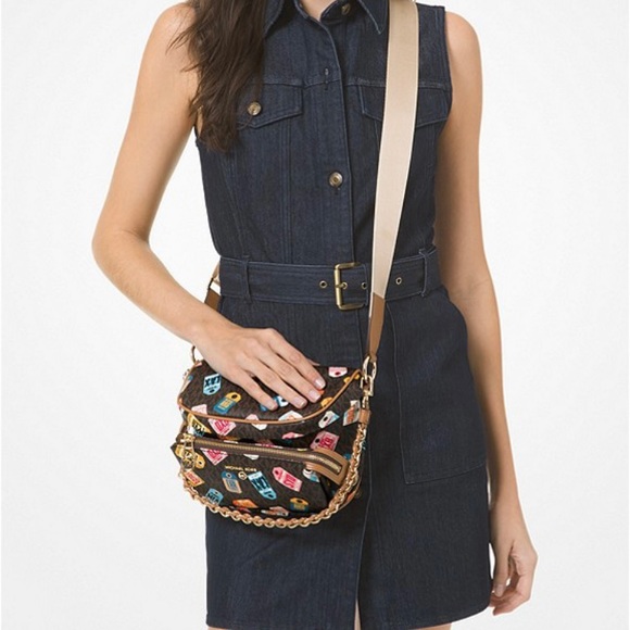 Origianl Michael Kors salter sling pack - Picture 9 of 9